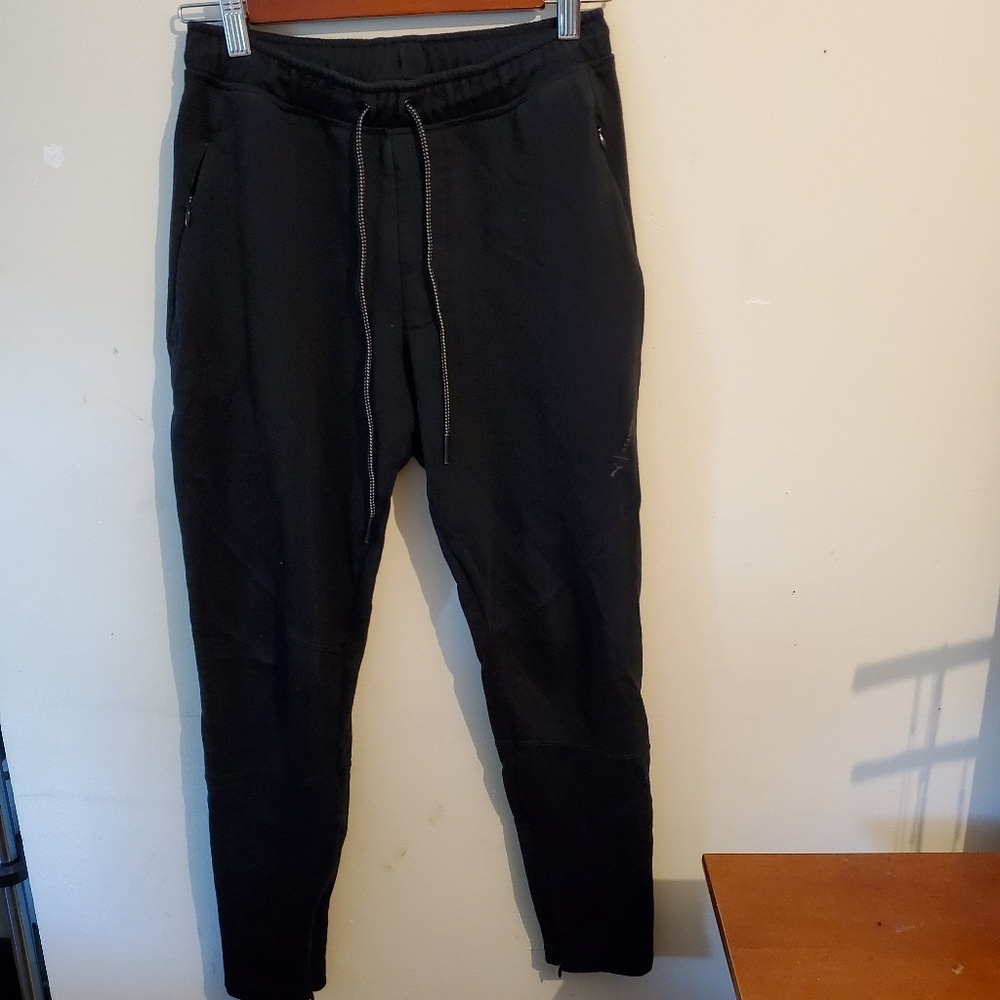 Puma Stampd slim fit weatpants Size small